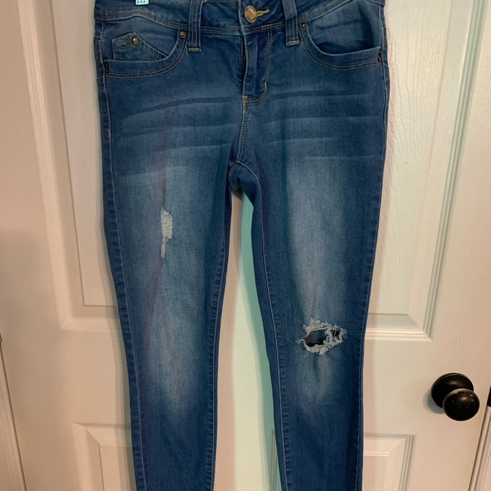 YMI Wanna Betta Butt Skinny Jean, Juniors Size 7 low rise